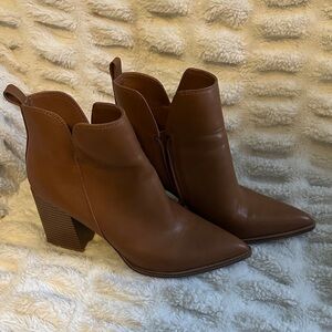 Nine West Tan Heeled Boots